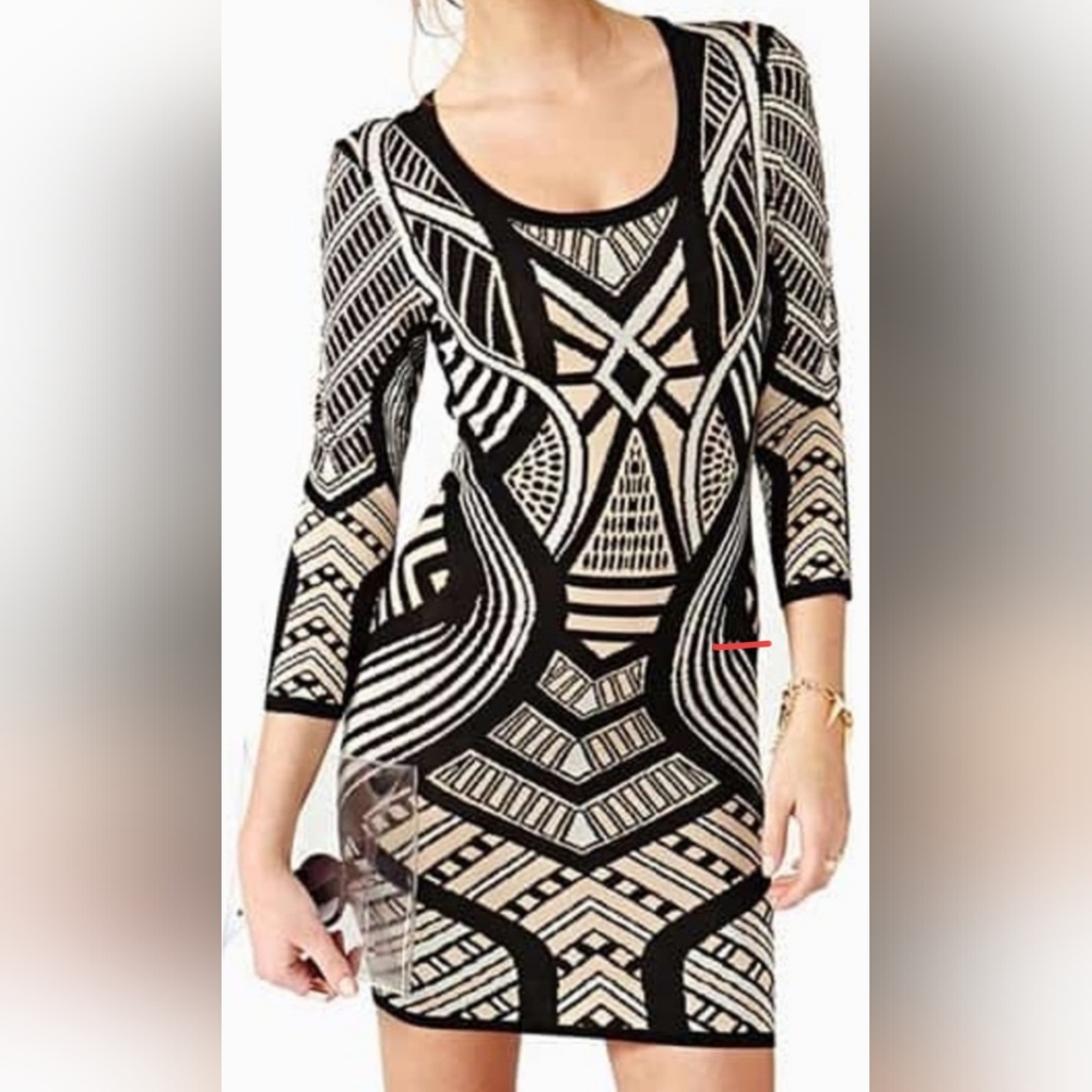 Stilettos Geometric Cream and Black Bodycon Dress Sz S